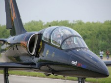 Europe : Fly a jet fighter in the Czech Republic | Exhilarating maneuvers at sub sonic speeds