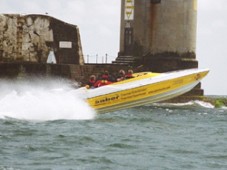 Power Boat Extreme Experience in Hampshire - Unique Water Experiences from Golden Moments