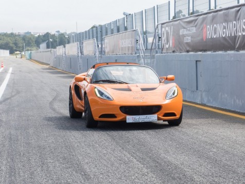 Lotus Elise S in South of France - 6 tours
