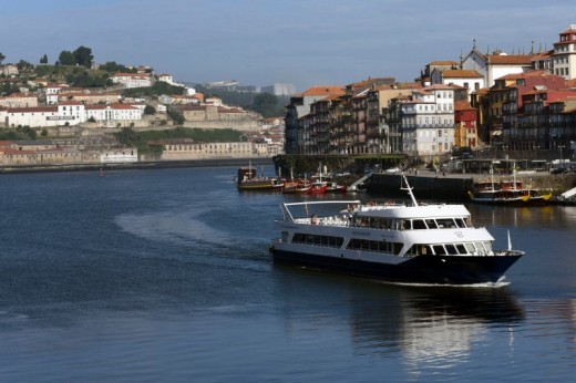 Grande Cruzeiro no Rio Douro 2 Dias com Hotel**** p/2
