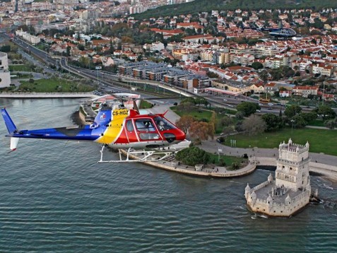 Voo de Helicóptero em Lisboa | Rota de Belém p/ até 3