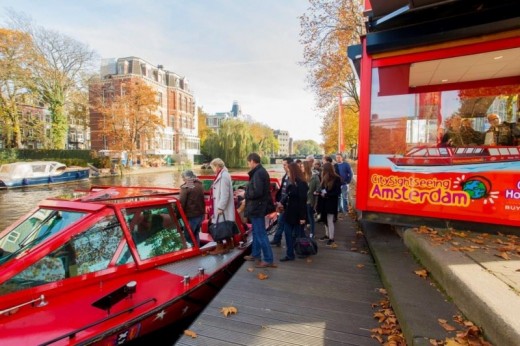 Sightseeing boat tour Amsterdam