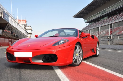 Drive a Ferrari F430 - 2 or 4 laps - Spain