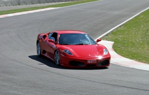 Conducir un Ferrari F430 F1 - 2 o 4 vueltas en circuito