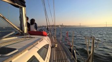 Sunset em Veleiro Bavaria no Rio Tejo c/ bebidas Exclusivo p/2