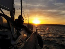 Passeio Sunset em Veleiro no Rio Tejo c/ Espumante p/2
