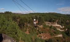 Salto Bungee Jumping (25m) + Slide (350m)