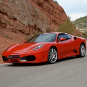 Experiencia de Conducción con Ferrari o Lamborghini - 23km en Ruta