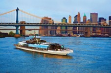 Bateaux New York Lunch Cruise