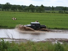 Hummer H1 rijden ON&OFF-road (30 min)