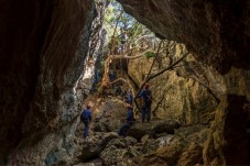 Cavernas Verticais na Serra da Arrábida