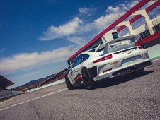 Conduzir Porsche GT3 1 volta + 1 volta em co-piloto