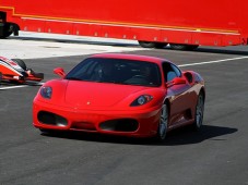 Drive a Ferrari 430 F1 on circuit - 1 or 2 laps