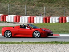Drive a Ferrari F430 - 2 or 4 laps - Spain