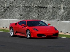 Drive a Ferrari 430 F1 on circuit - 1 or 2 laps