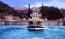 Hoover Dam Guided Tour with Lunch & Lake Mead Cruise