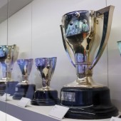 Tour Bernabéu & Museo de Cera Madrid para 2 Adultos + 2 niños (de 4 a 12 años)